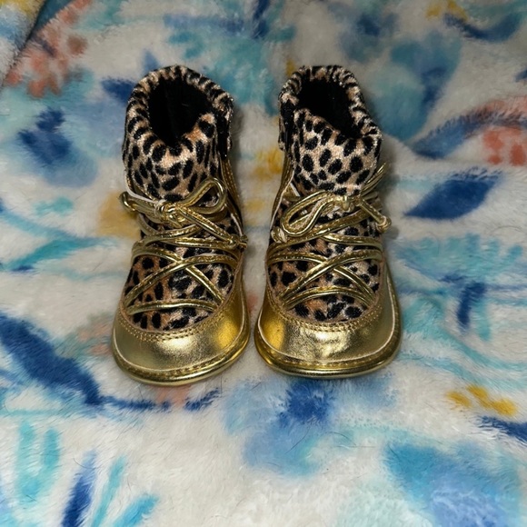Juicy Couture Shoes Juicy Couture Baby Boots Size 3 Poshmark